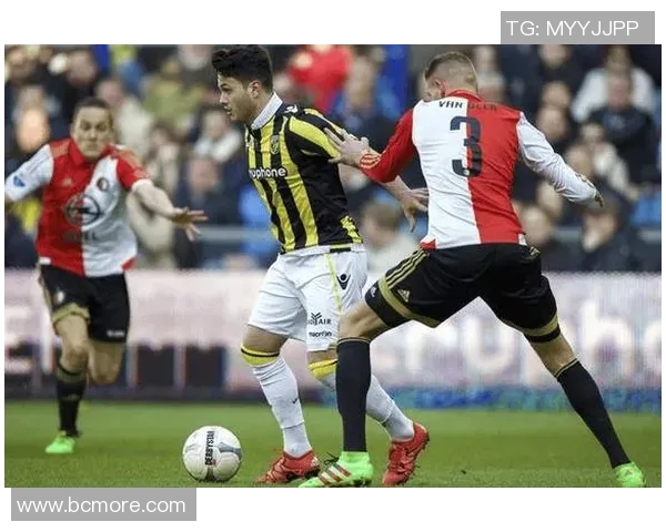 艾因特拉赫特客场失利,依旧保持中游位置的关键 艾因特拉赫特客场失利,依旧保持中游位置的关键