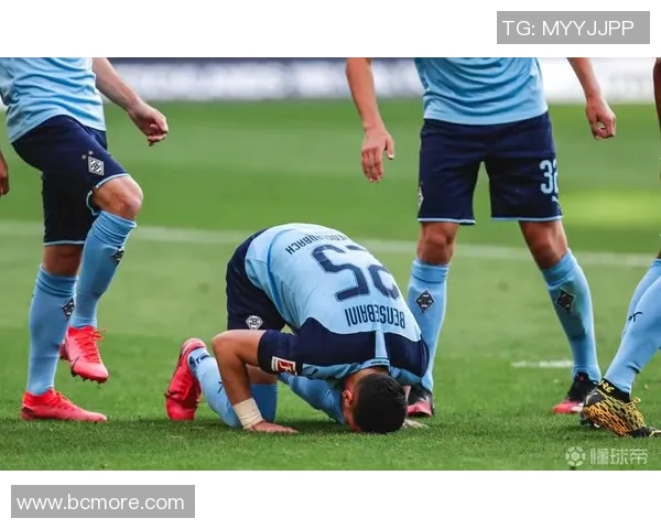 捷纳帽子戏法助法兰克福胜门兴格拉德巴赫