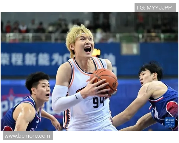 天津先行者备战新赛季，教练组布置全新战术备受期待