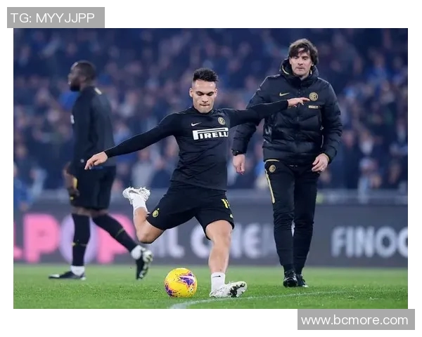 意甲联赛再次推迟恢复比赛,球员集体自我隔离引热议 意甲联赛再次推迟恢复比赛,球员集体自我隔离引热议