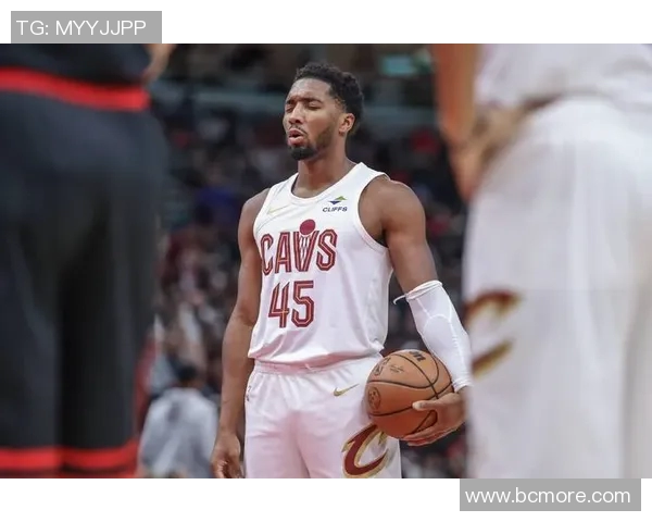 鹈鹕球星因伤休战两周球迷担心冲击季后赛 鹈鹕球星因伤休战两周球迷担心冲击季后赛