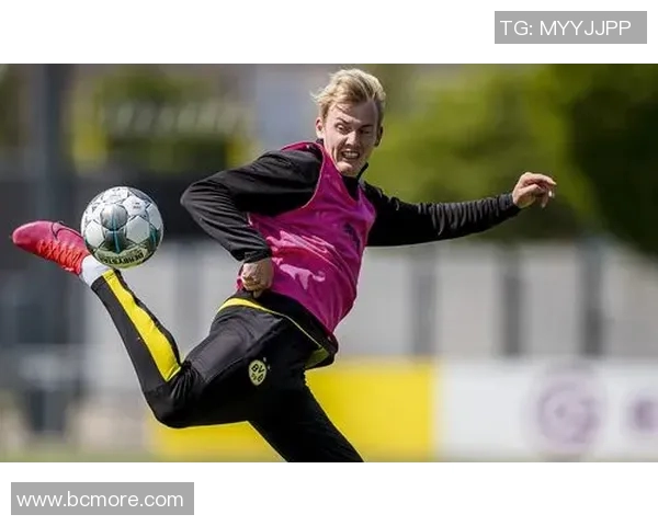 沙尔克04客场大逆转多特蒙德难挡压力