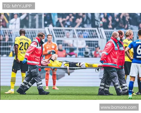 沙尔克04主场遭遇惨败，多特蒙德豪取胜利！